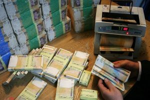 ۶۵۰ میلیون تومان پاداش پایان خدمت کارکنان دولت در سال آینده