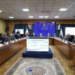 عارف: تسویه حساب سیاسی در شان نظام نیست
