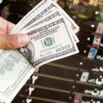 ۲ فعال غیرمجاز ارزی در خیابان فردوسی دستگیر شدند
