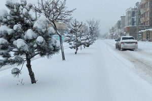بارش برف و باران در تهران/ لزوم پرهیز از سفرهای غیر ضروری