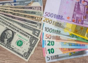 قیمت دلار، یورو و ارز و آخرین نرخ بیت کوین