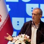 پزشکیان : خبر استیضاح وزیر اقتصاد به بی‌ثباتی بازار دامن زده است