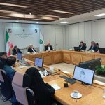 عارف: بنیاد مستضعفان در مسیر حمایت از دولت حرکت میکند نه رقابت با آن