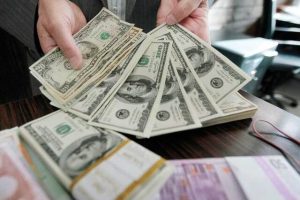سقوط هزارتومنی حواله یورو در بازارارز تجاری