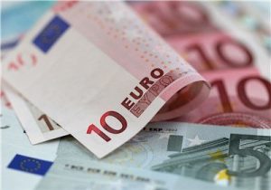 یورو رقیب جدید دلار؟/یورو در مسیر جهانی شدن