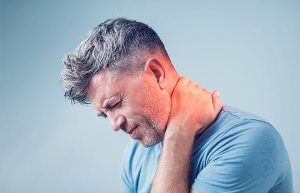 احساس درد و فک و گردن در مشکلات قلبی چگونه است؟